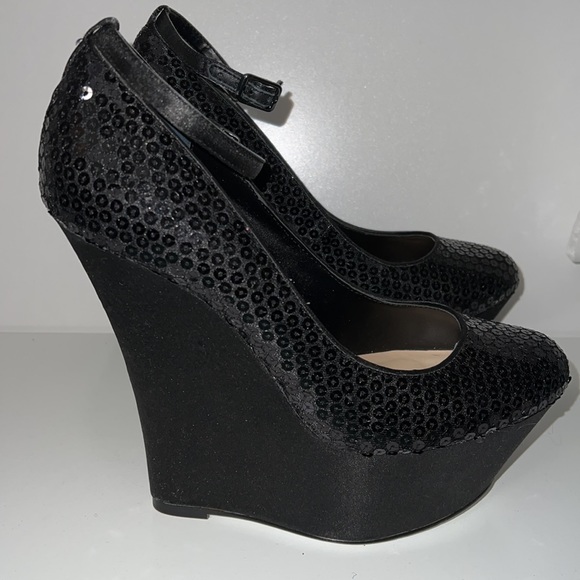 H by Halston Heels *Worn Once* - Picture 3 of 5
